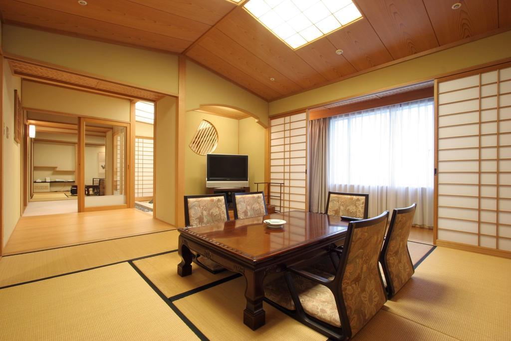 Miyazaki Kanko Hotel מראה חיצוני תמונה